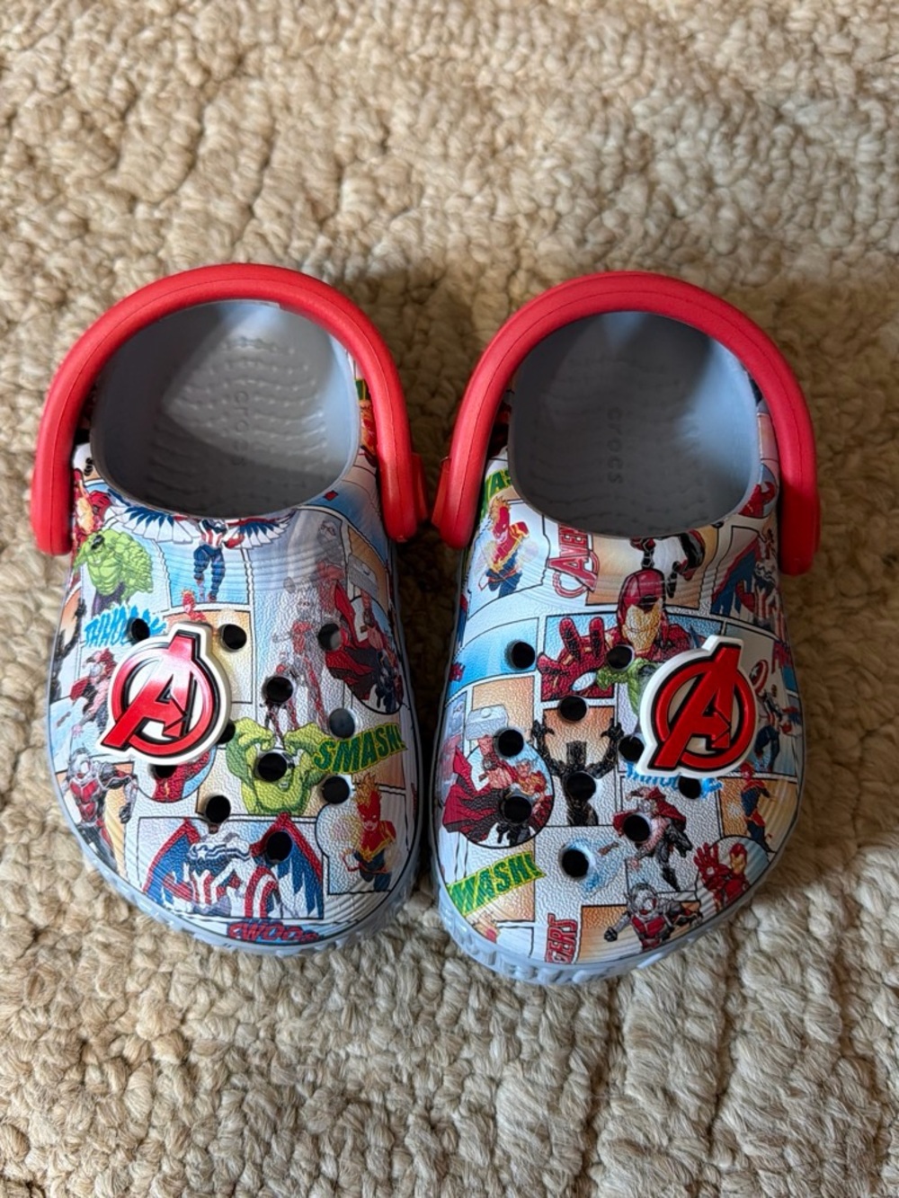CROCS Kids Marvel Comic-Print Clogs with Red Straps